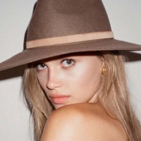 Lack Of Color | Accessories | Lack Of Color The Grove Brown  display picture 1